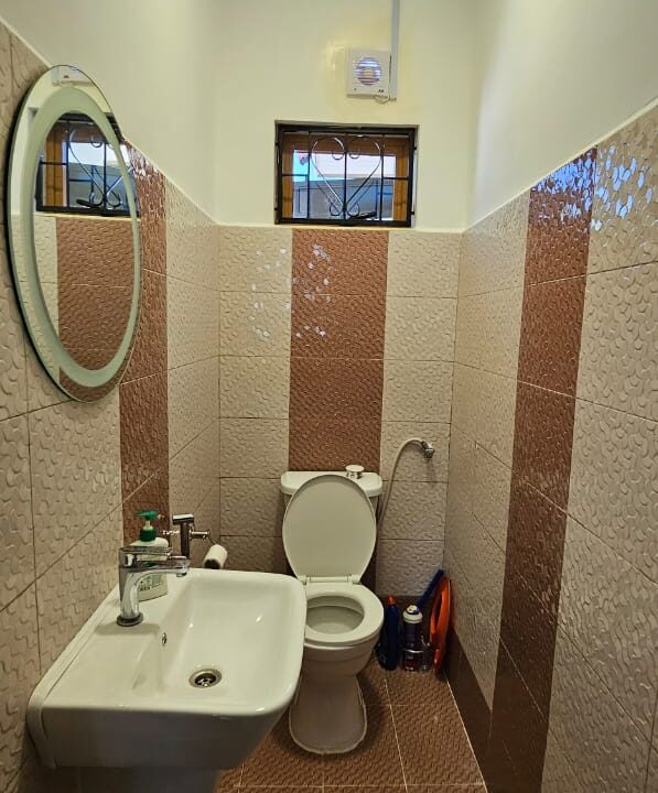 WhatsApp Image 2025-11-13 at 15.18.42 (1)