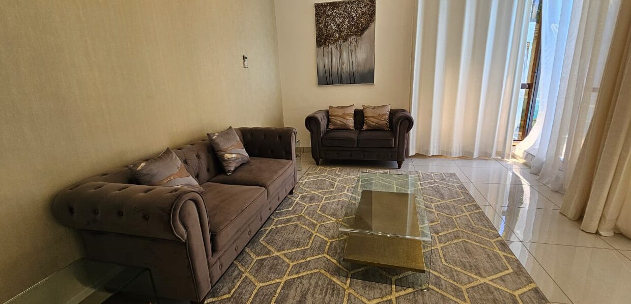 WhatsApp Image 2025-11-19 at 16.35.08 (2)