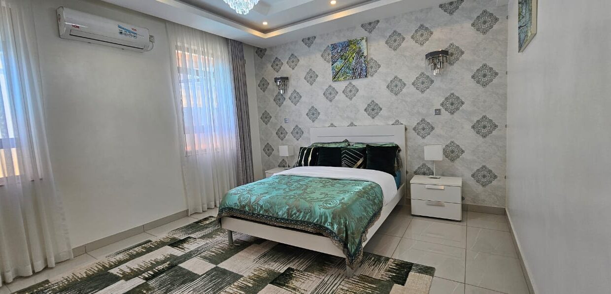 WhatsApp Image 2025-11-19 at 16.35.09 (2)