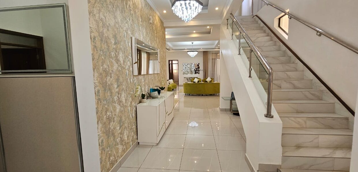 WhatsApp Image 2025-11-19 at 16.35.39