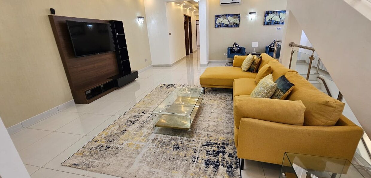 WhatsApp Image 2025-11-19 at 16.35.40 (2)