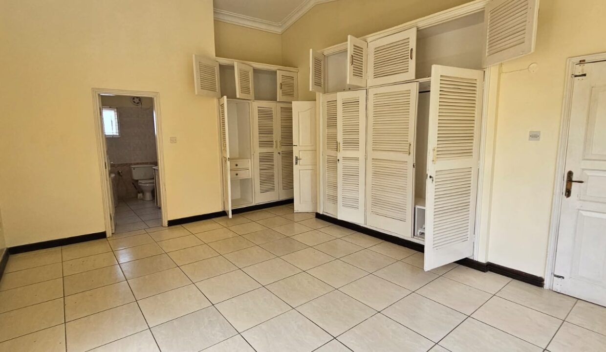 WhatsApp Image 2025-12-03 at 21.27.10 (1)