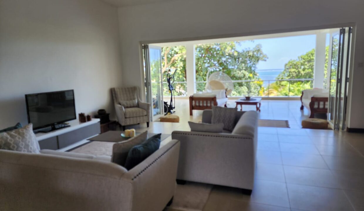 WhatsApp Image 2025-12-19 at 14.46.57 (1)