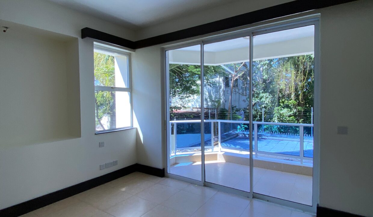 WhatsApp Image 2026-03-10 at 09.49.28 (2)