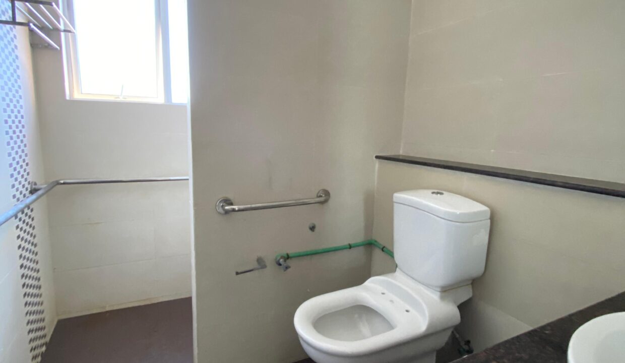 WhatsApp Image 2026-03-10 at 09.49.33 (2)