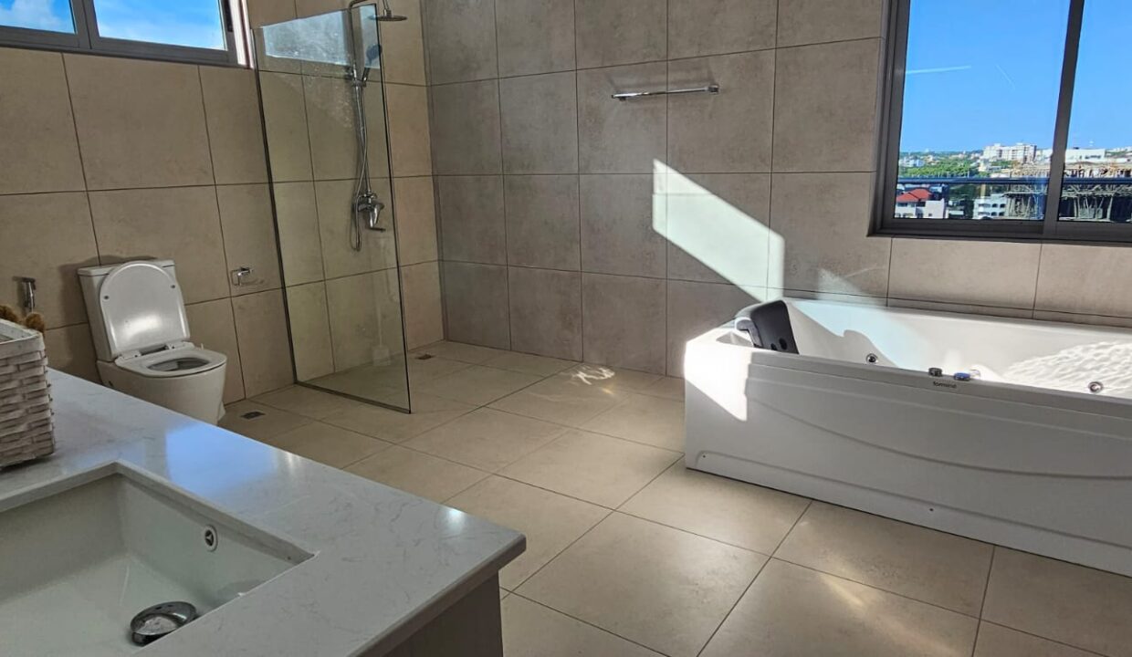 WhatsApp Image 2026-03-26 at 21.28.23