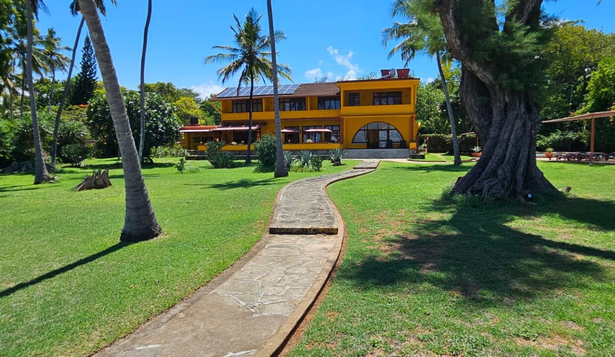 WhatsApp Image 2026-04-01 at 17.13.12