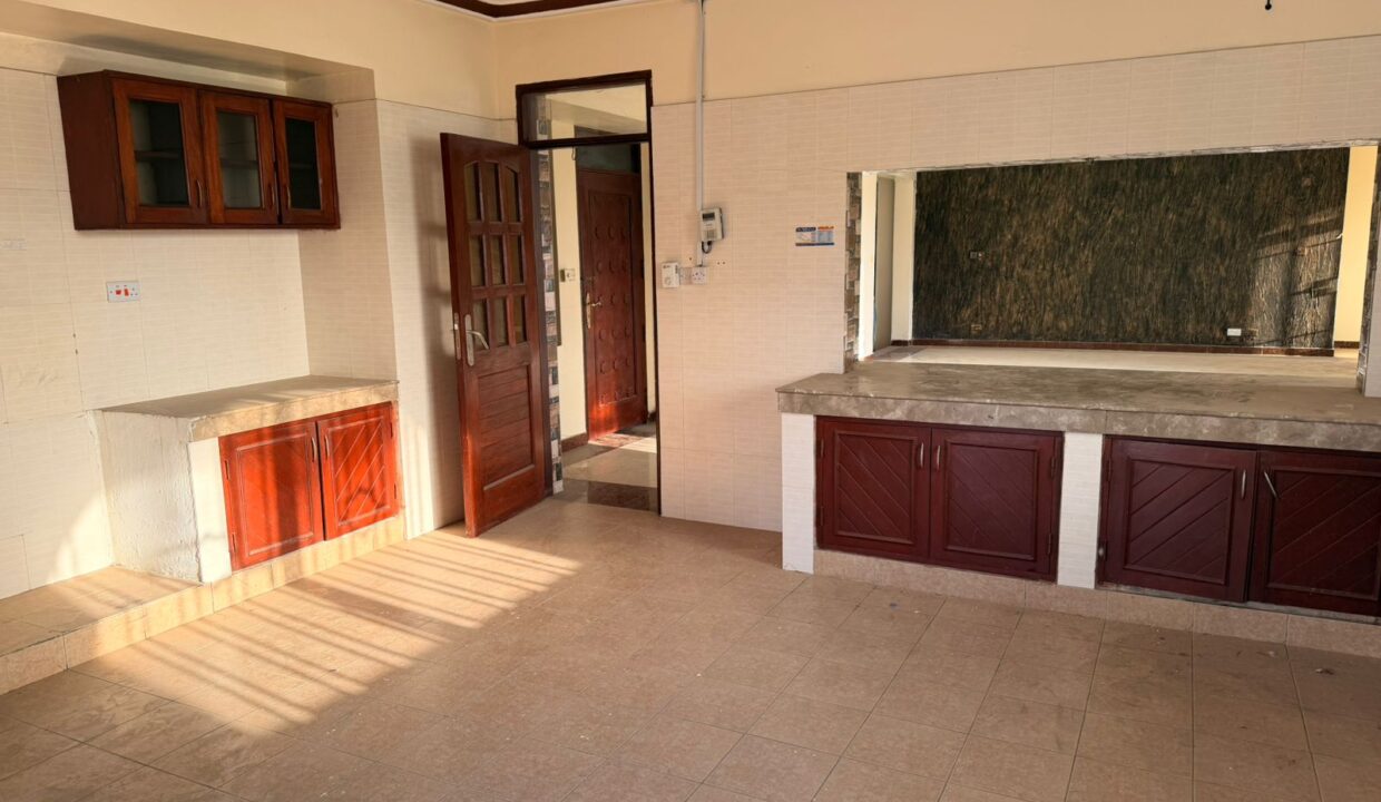 WhatsApp Image 2026-04-05 at 14.42.14